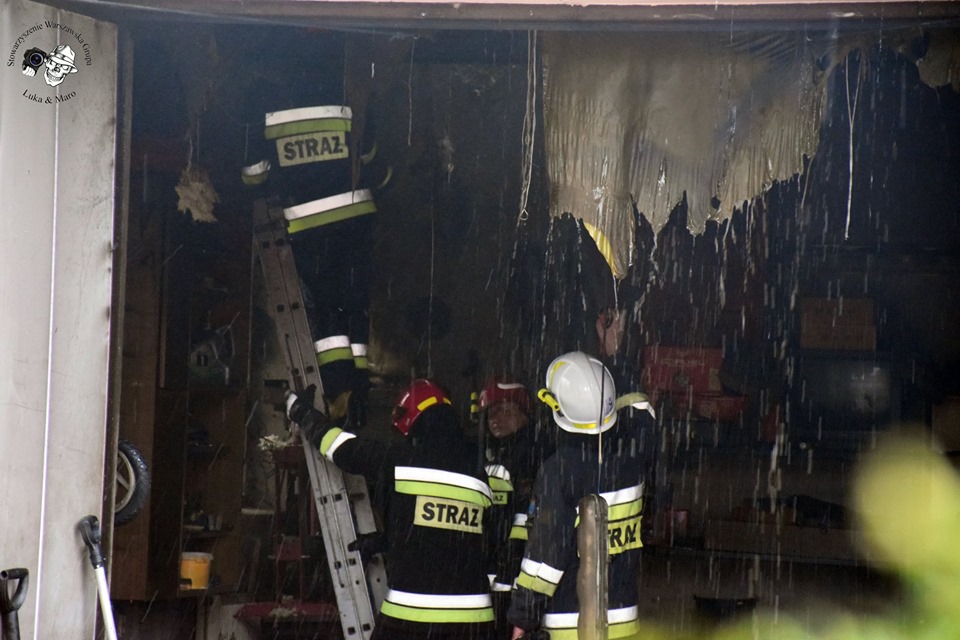 OKOLICA: Pożar budynku mieszkalnego (ZDJĘCIA)