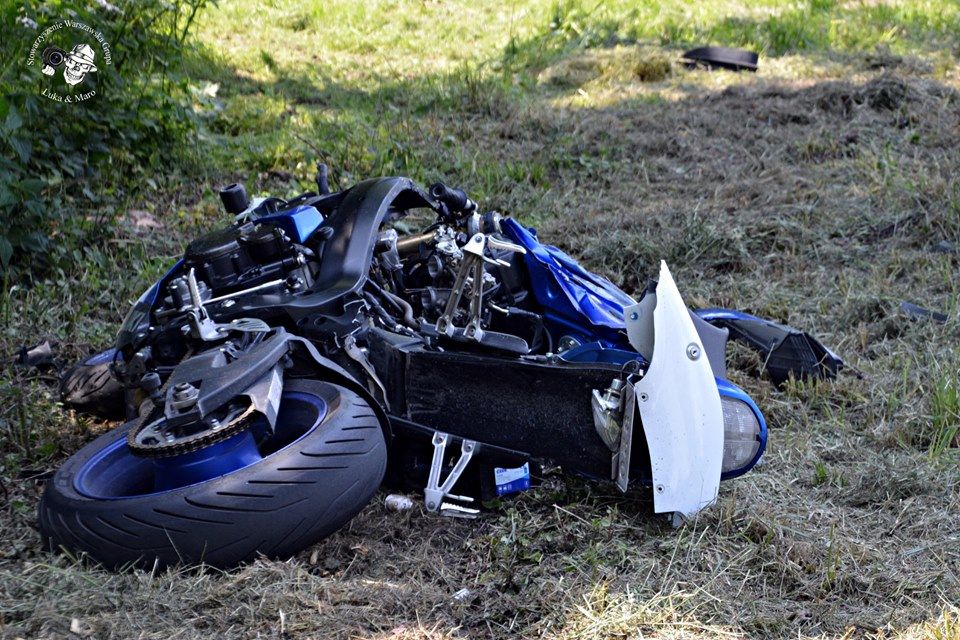 OKOLICA: Zderzenie motocykla z samochodem (ZDJĘCIA)