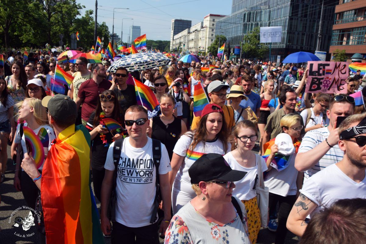 MIASTO: Parada Równości pod patronatem prezydenta Warszawy (ZDJĘCIA)
