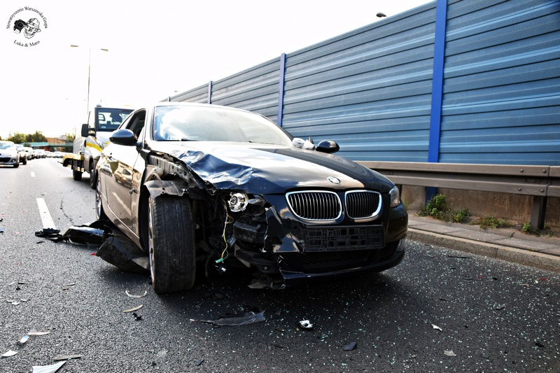 MIASTO: Zderzenie jaguara z BMW