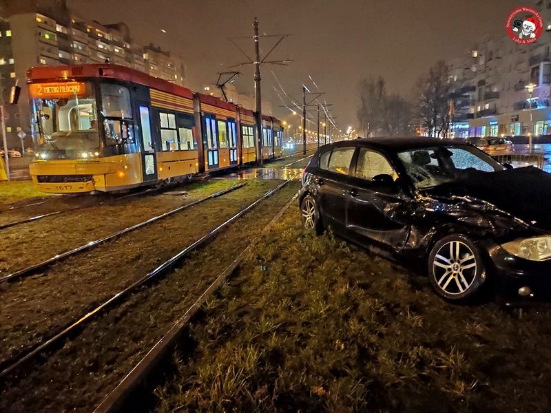 Znowu zderzenie samochodu z tramwajem na Białołęce