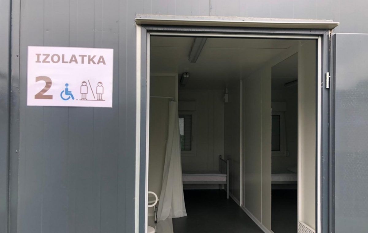 11 kontenerów mieszkalnych - nowe izolatorium dla bezdomnych na czas kwarantanny