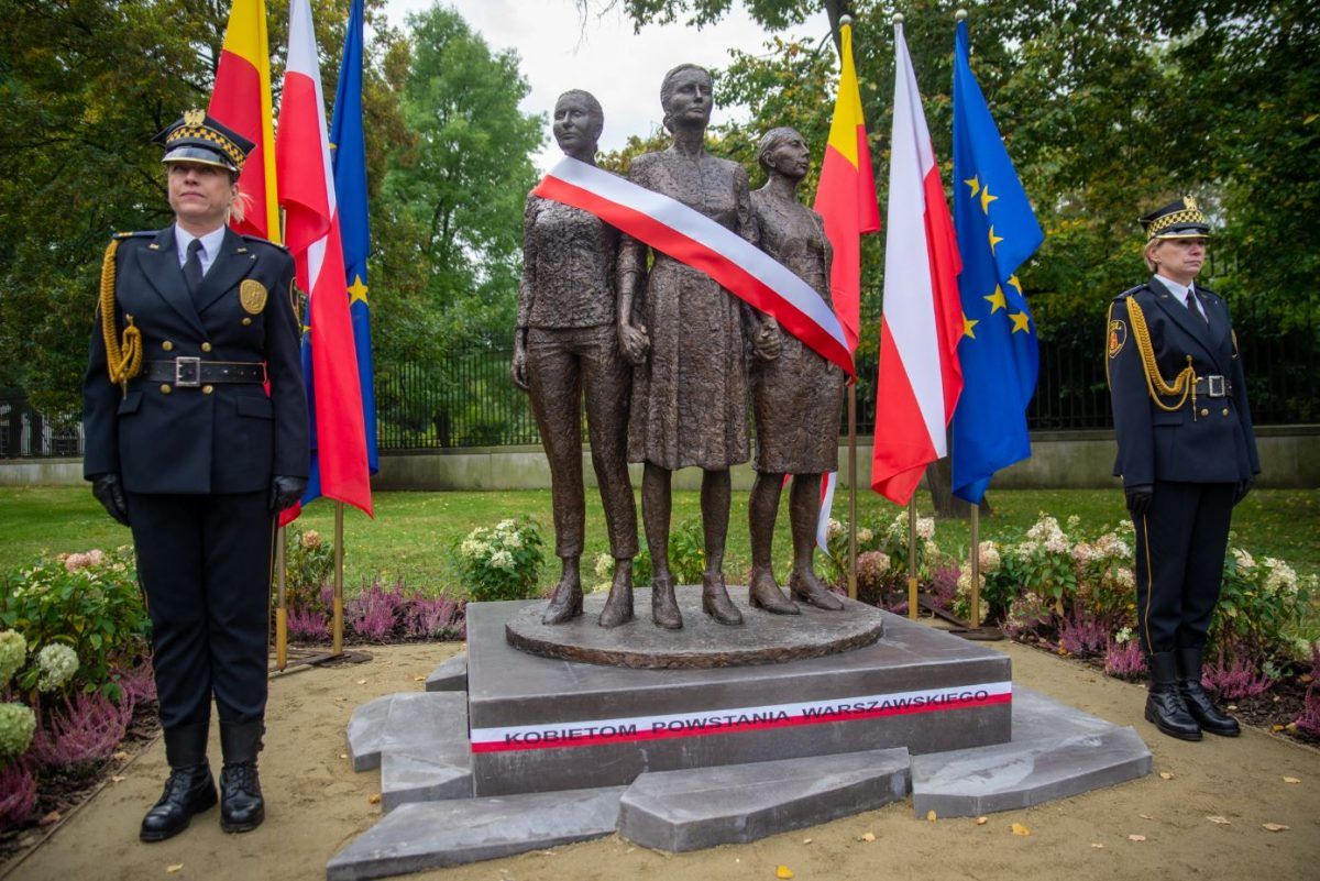 Odsłonięto pomnik Kobietom Powstania Warszawskiego