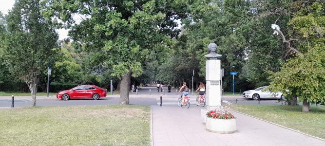 Park Skaryszewski wejście od Waszyngtona
