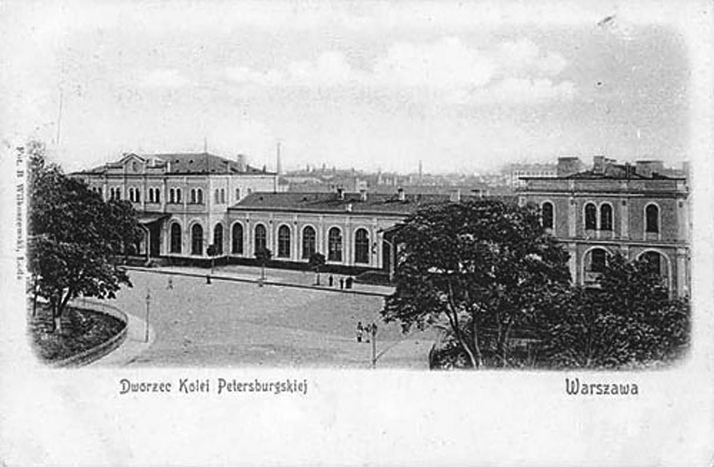 Dworzec Kolei Petersburskiej przed 1915 wikimedia org