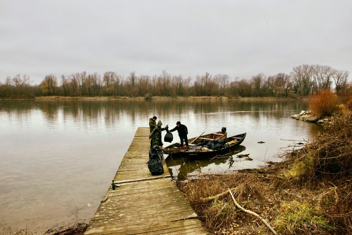 Flisackie porządki w Dzielnicy Wisła 1 fot. Dzielnica Wisła