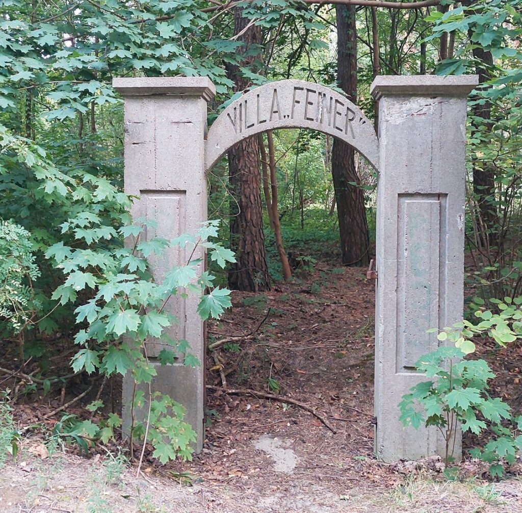 Wędrówki Mieszkańca Villa Feiner Foto gazeta Mieszkaniec