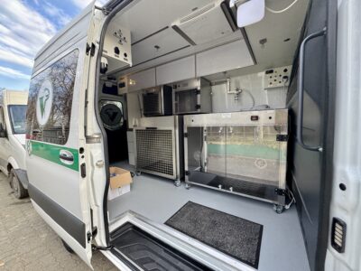 ambulans na paluchu Foto Monika Woźniak UM