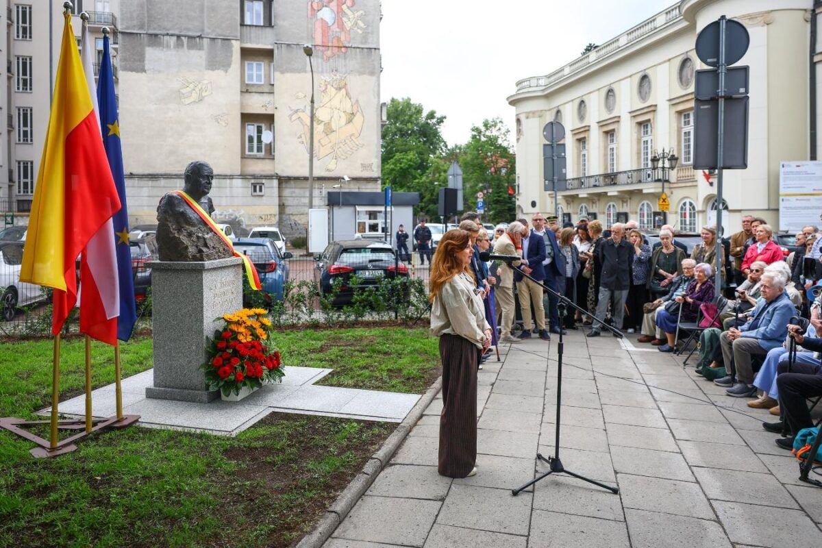Skwer imienia Kazimierza Dejmka